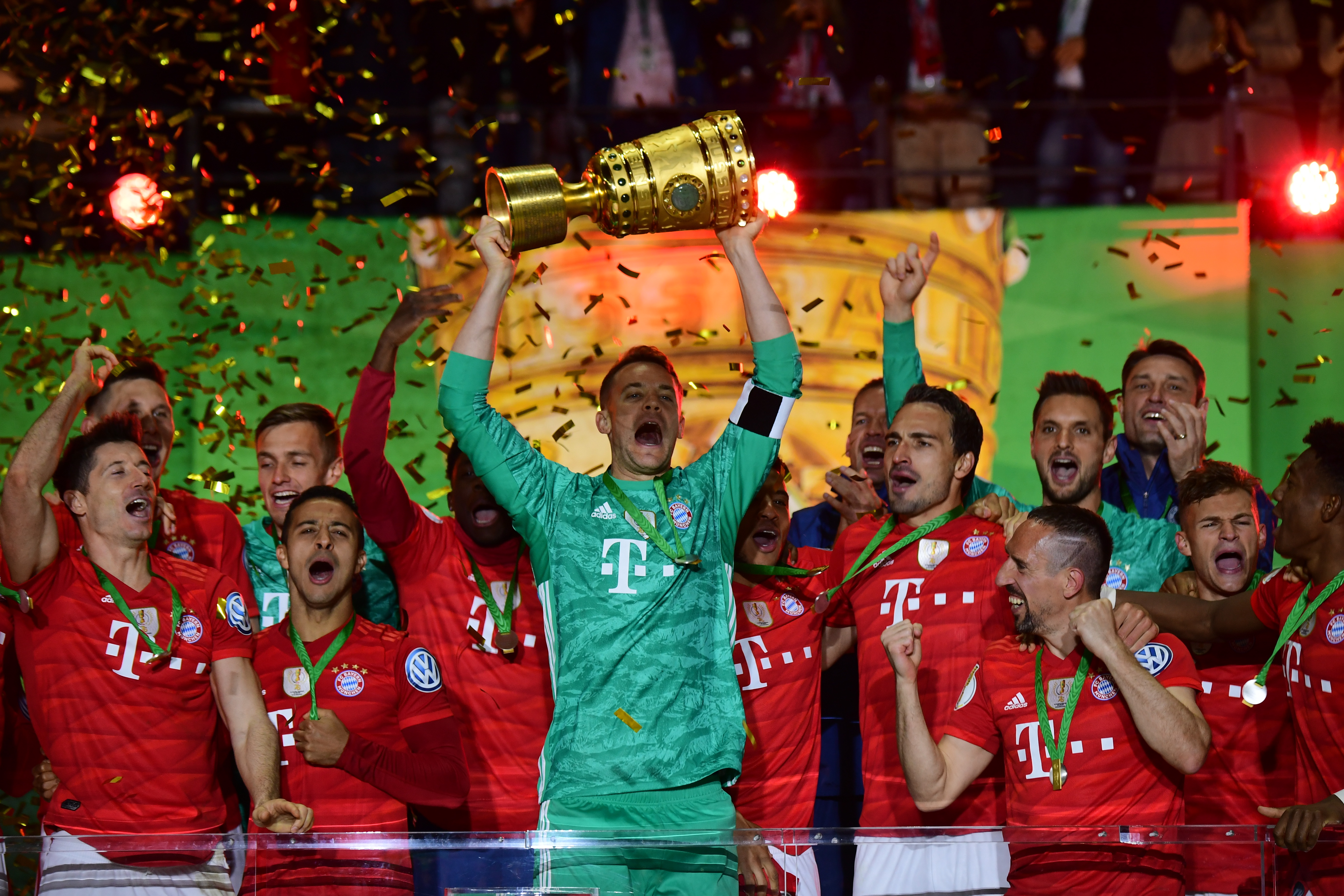 意甲第11轮最佳阵容：劳塔罗领衔，佩7、萨56、贝拉尔迪入选（意甲第11轮最佳阵容出炉：劳塔罗挂帅，佩7、萨56、贝拉尔迪上榜）