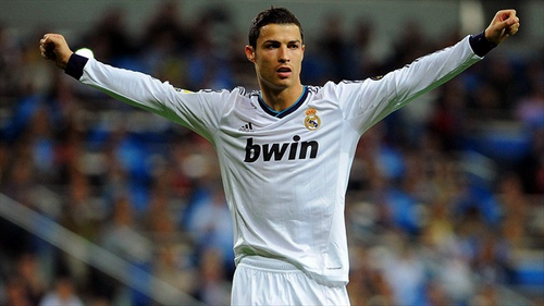 官方：湖火圣诞大战 詹姆斯与杜兰特将创造历史得分最高的对决！（官宣：湖火圣诞夜对决，詹姆斯与杜兰特或上演史上最高得分之战）