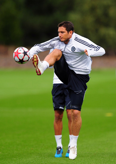 苏亚雷斯：在很多事情上我并不是榜样，我知道也接受这一点（苏亚雷斯：在许多方面我称不上榜样，这一点我明白并已接受）