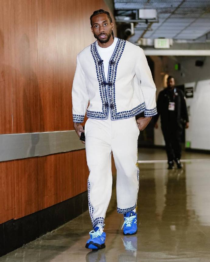 NBA交易市场最新动态：骑士完成引援,（NBA交易速递：骑士敲定新援）