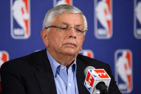 CBA：北京首钢主场再取胜利 防守表现亮眼（CBA：北京首钢主场再度告捷 防守端表现抢眼）