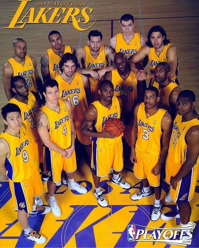 云南玉昆祝贺铜梁龙冲超：对从业余联赛起步的艰辛感同身受（云南玉昆祝贺铜梁龙冲超成功：同为业余起步，深知一路艰辛）