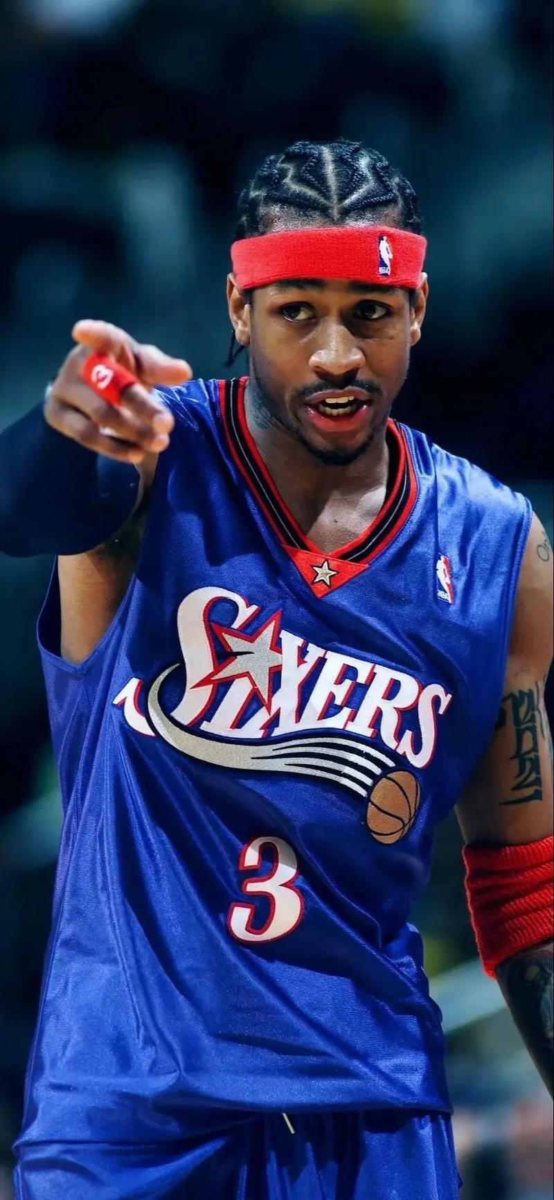 利物浦2-2热刺欧冠小组赛焦点战（欧冠小组赛焦点对决： 利物浦2-2战平热刺）