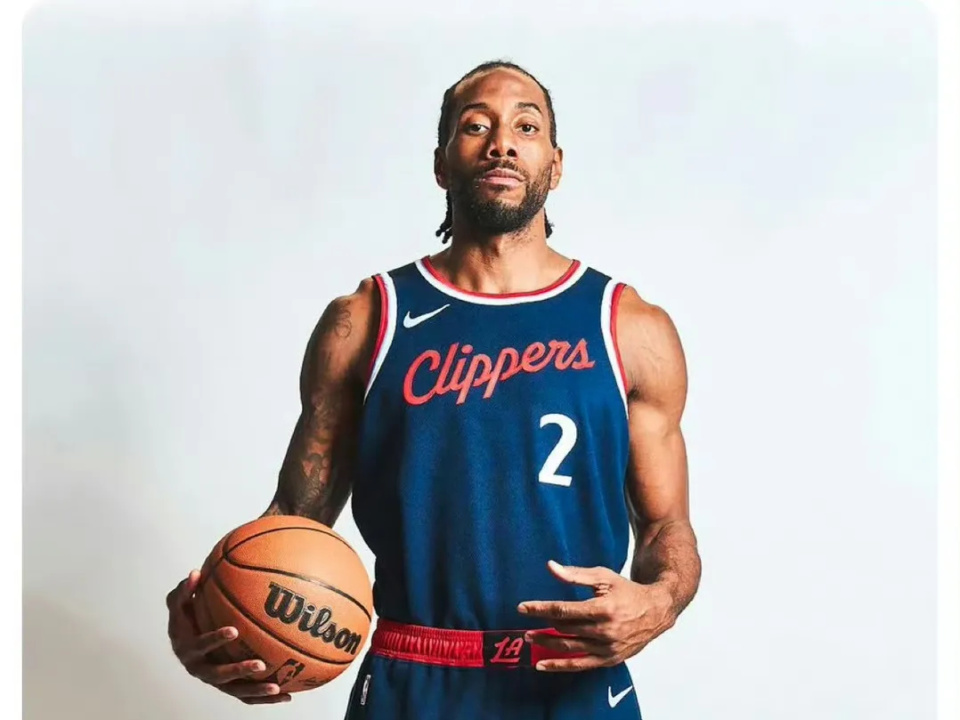 当年把KD换成乔治加盟勇士还能夺冠？静雨：肯定能 他们能拿3连冠（若乔治取代杜兰特加盟勇士，勇士还能夺冠吗？静雨：当然能，三连冠稳了）