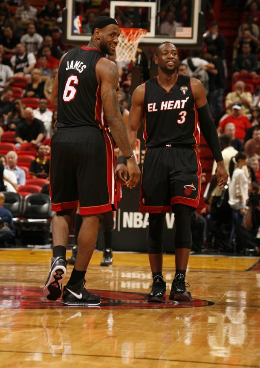 体坛记忆｜奥尼尔的夸张体型-9岁不让买儿童套餐！（体坛轶事｜奥尼尔的巨型童年：9岁买不到儿童套餐）